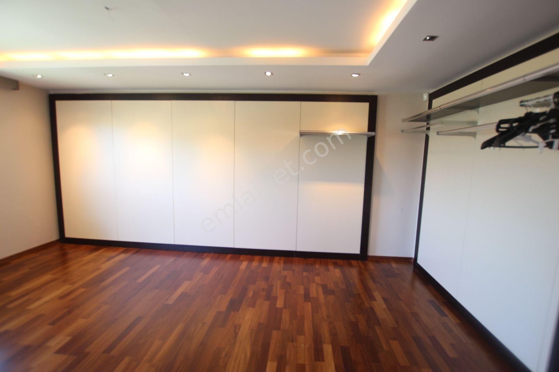 Yapı Gayrimenkul'den Acarkent'te İyi Konumlu,masrafsız Br Villla - Görsel 11