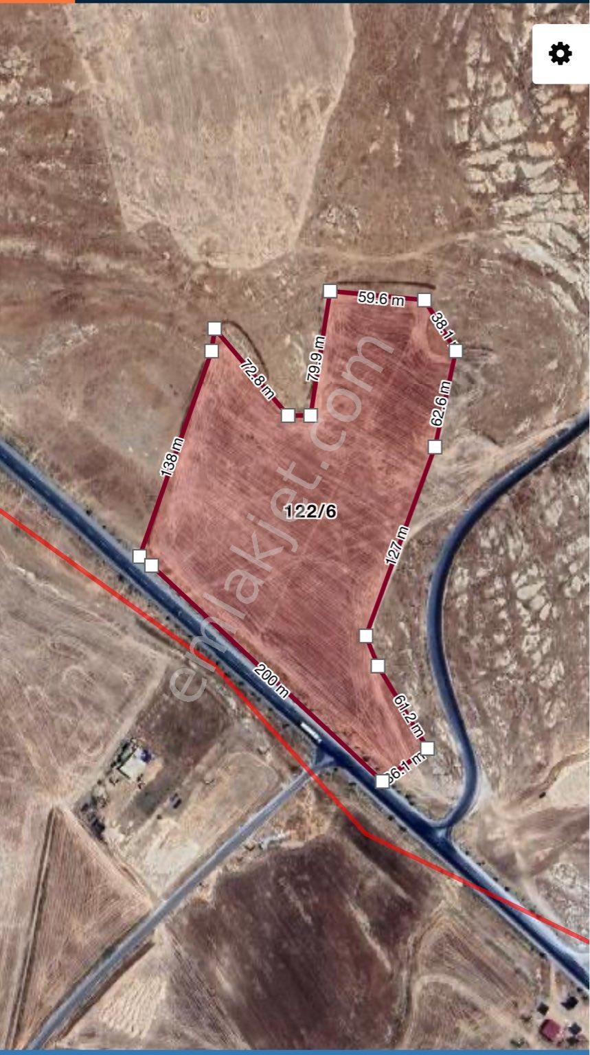 Çam Emlak`tan Nusaybin Yolu Üzeri Acil Satılık Yatırımlık Uygun Fiyatlı 33 Dönüm 845 M2 Kare Tarla