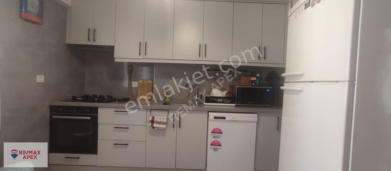 Kadıköy Sahrayı Cedit Kiralık Daire EŞYALI OTOPARKLI KİRALIK DAİRE /FULLY FURNISHED RENTAL FLAT