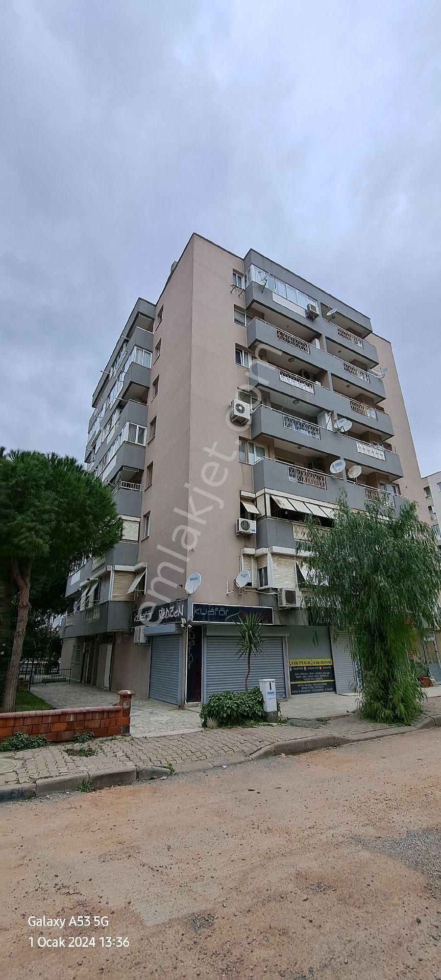 İzmir Bayraklı Da 2+1 Kiralık Lüks Daire