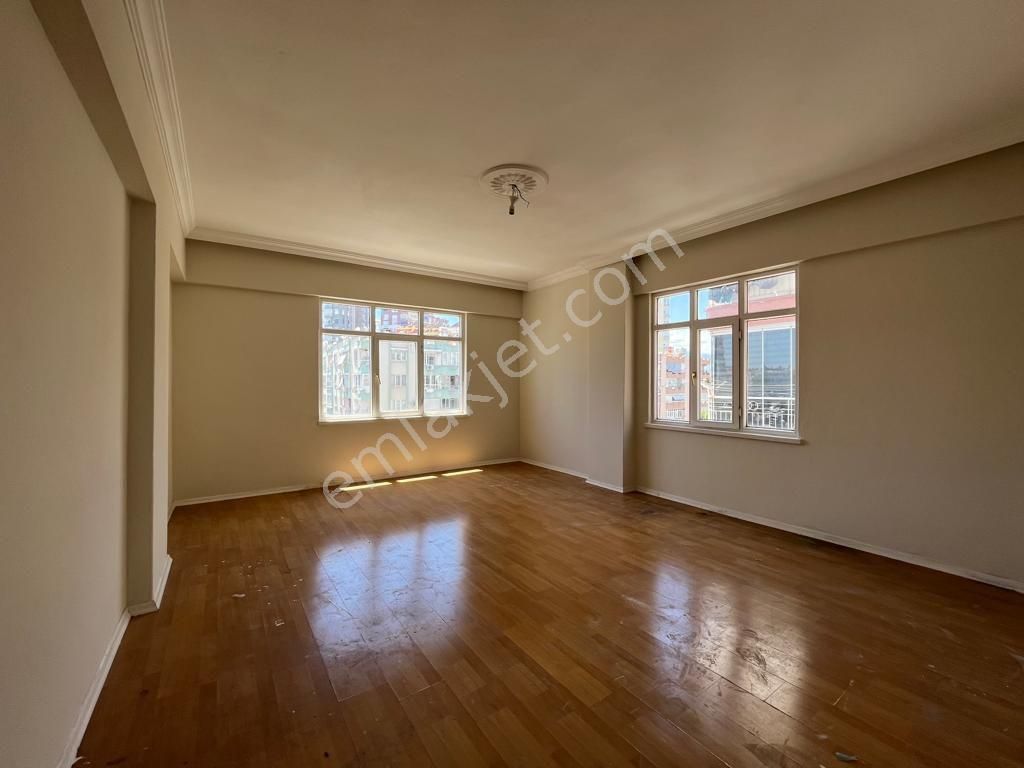 Etiler Satılık Daire Beycan Emlak - Görsel 11