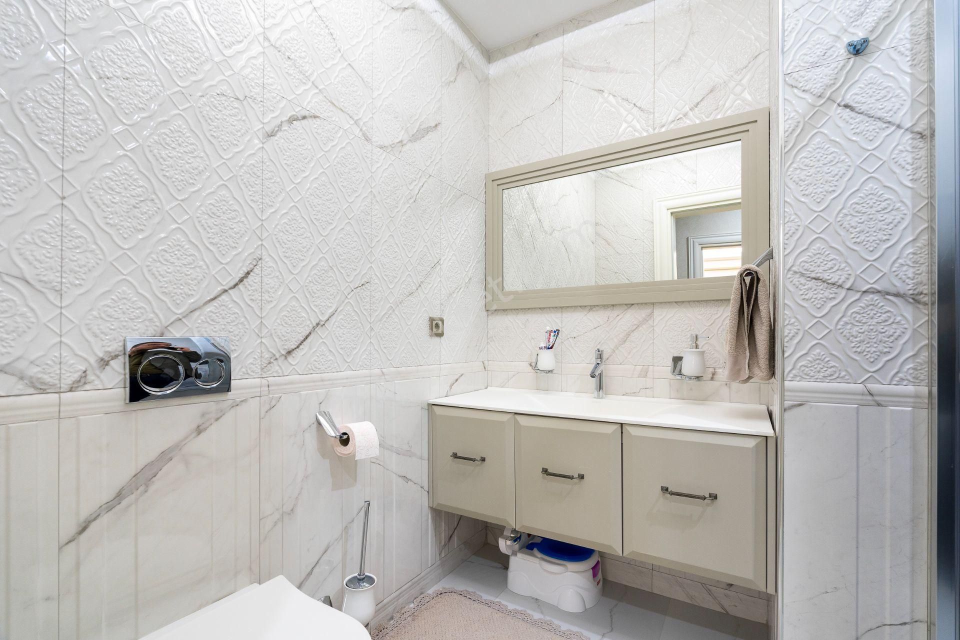 Gümüştepe'de Hemen Teslim 6+1 Villa - Gemart 1 - Görsel 26