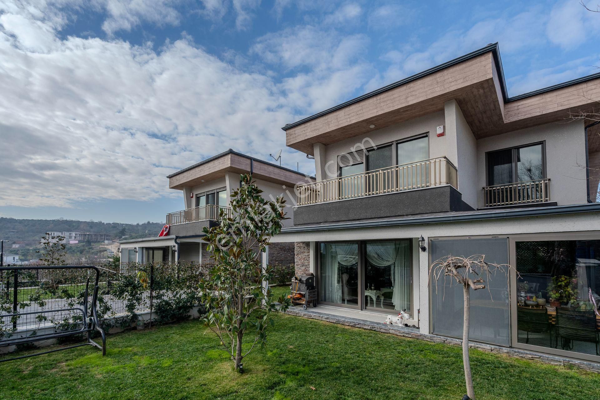 Gümüştepe'de Hemen Teslim 6+1 Villa - Gemart 1 - Görsel 40