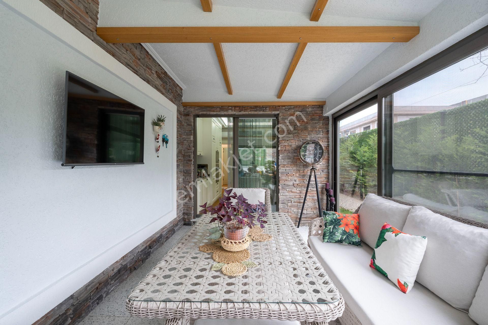 Gümüştepe'de Hemen Teslim 6+1 Villa - Gemart 1 - Görsel 13