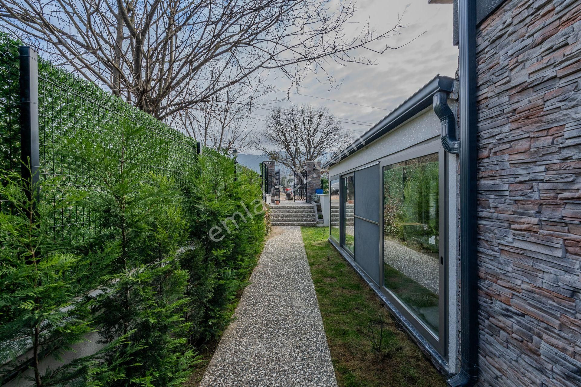 Gümüştepe'de Hemen Teslim 6+1 Villa - Gemart 1 - Görsel 42