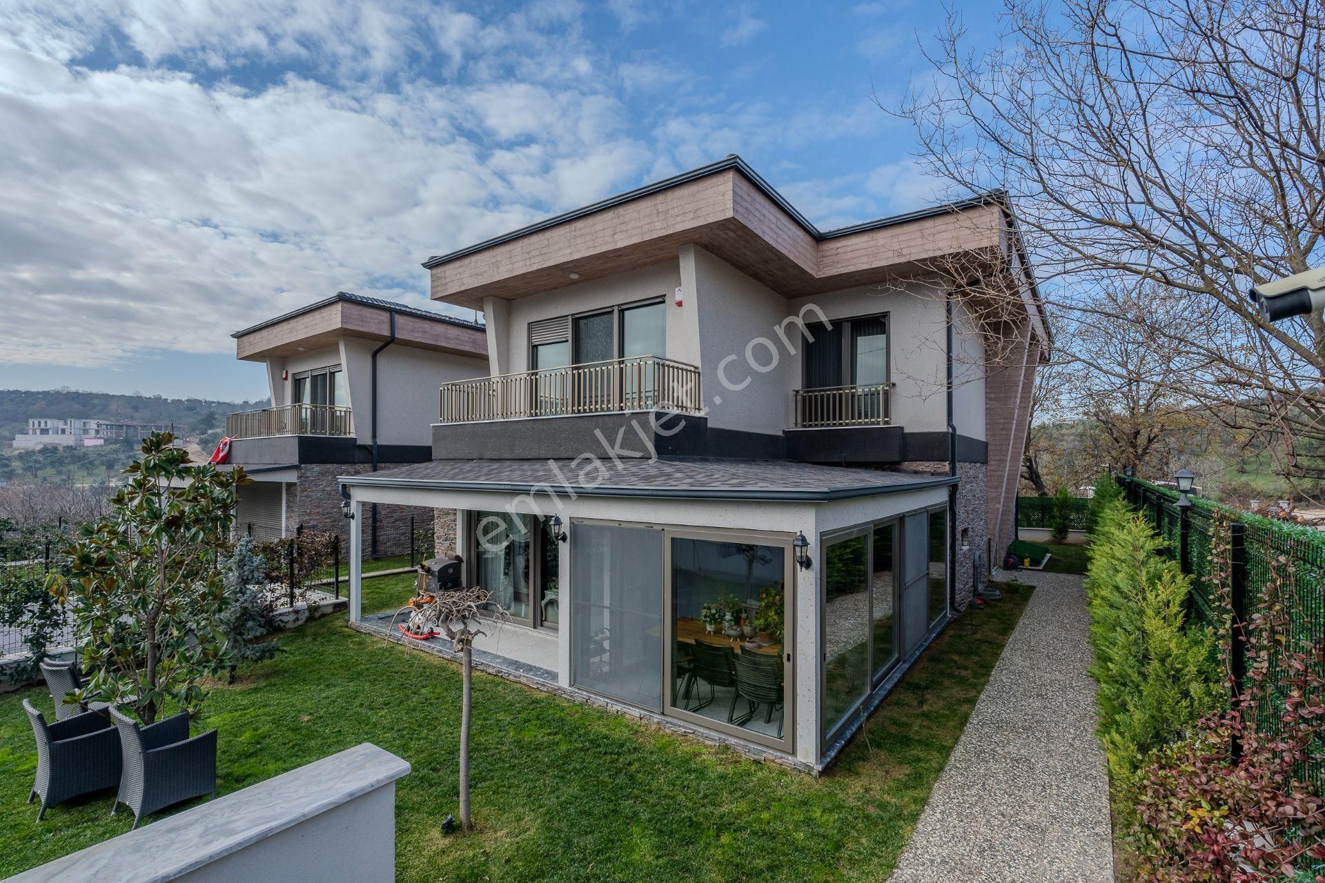 Gümüştepe'de Hemen Teslim 6+1 Villa - Gemart 1 - Görsel 38