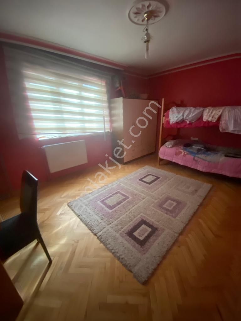 Ayvalı Kardeşlerde Satılık Giriş Katı Kozludan - Görsel 15