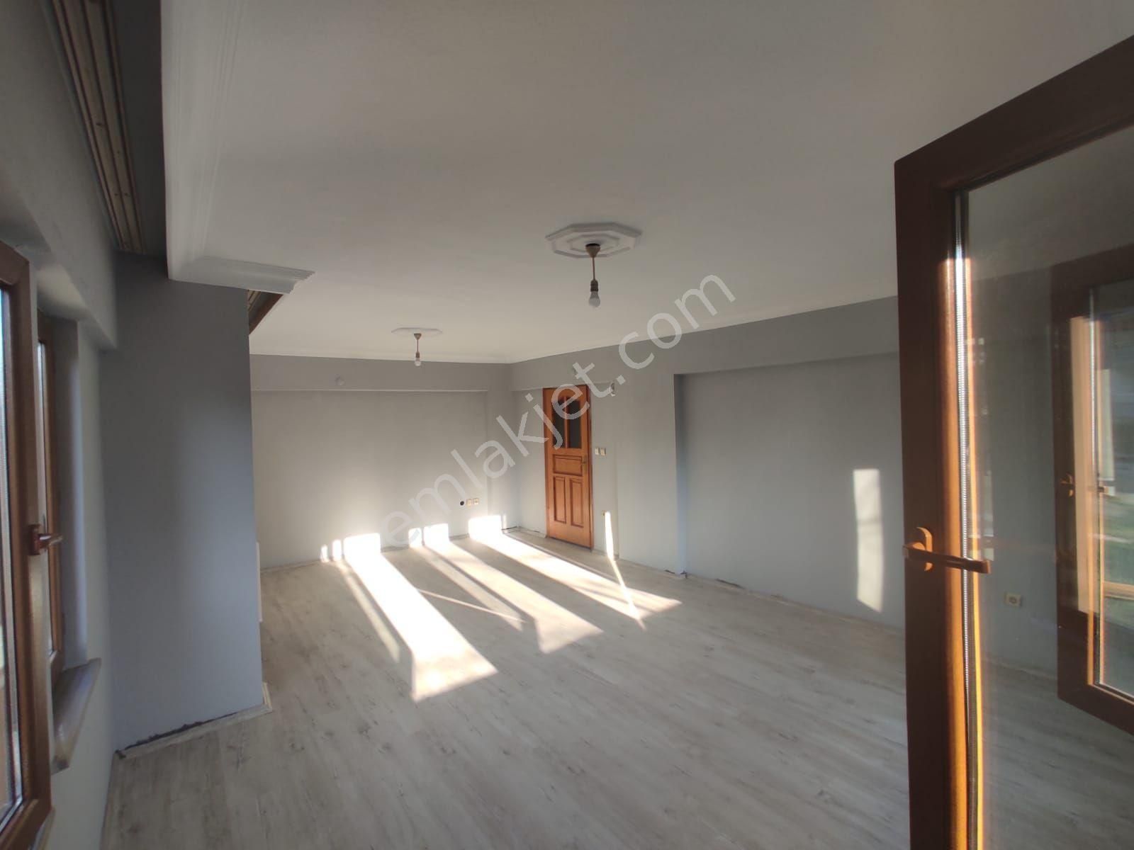 Cide Kasaba Satılık Daire 3+1 135m² daire