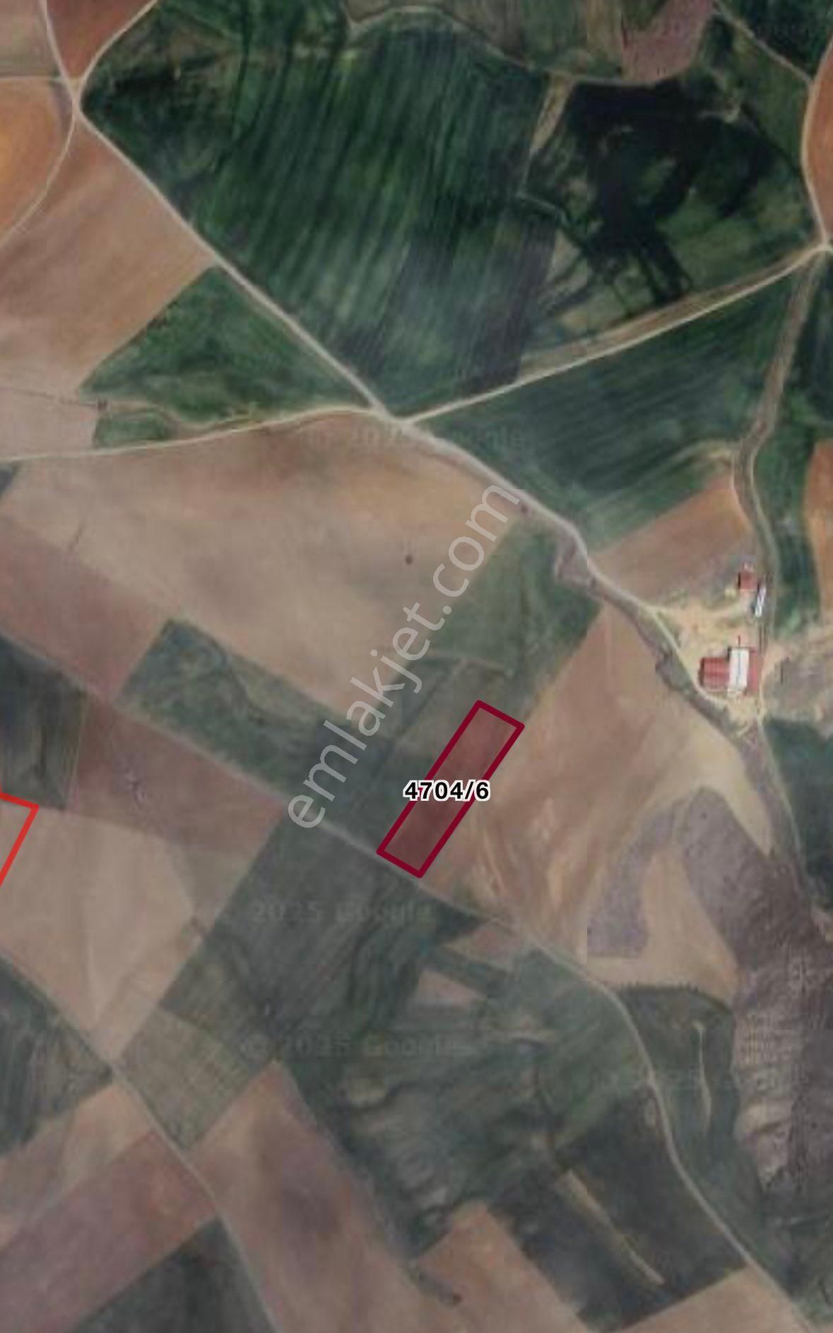 Akyurt Teberik Mahallesinde Tarla