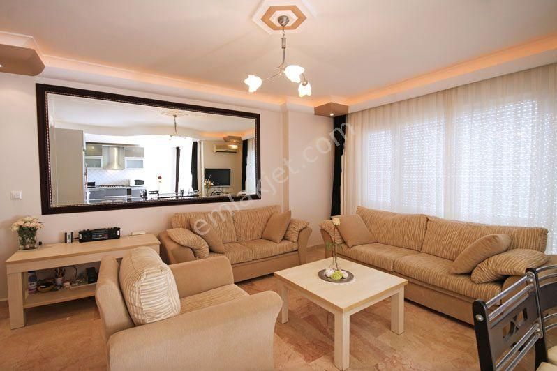 Alanya Mahmutlar Mah.full Eşyalı Satılık 4+1 Dubleks Daire - Görsel 7