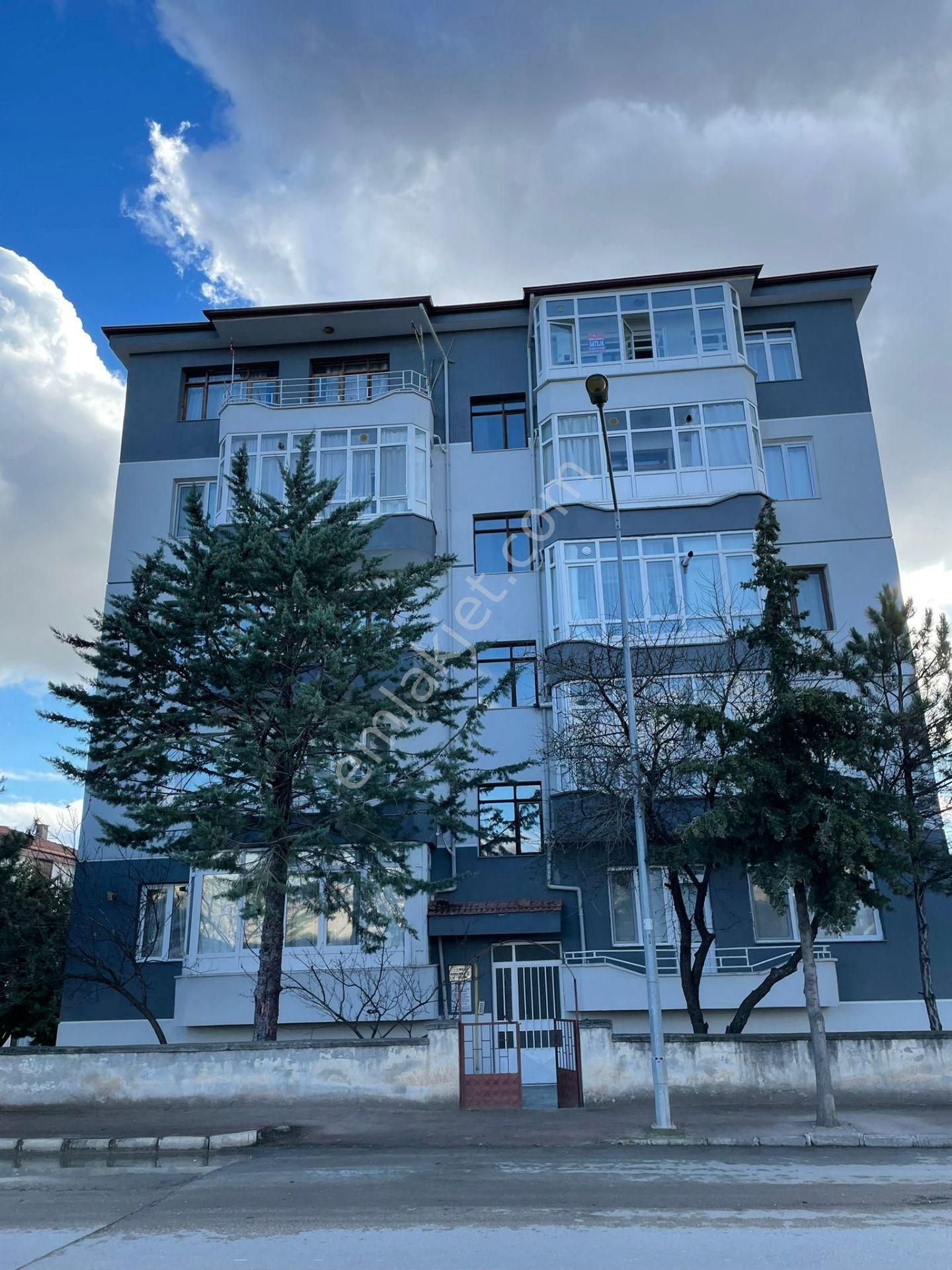 Merzifon Yeni Satılık Daire  KLASS EMLAK'TAN YENİ MAHALLE'DE SATILIK 2+1