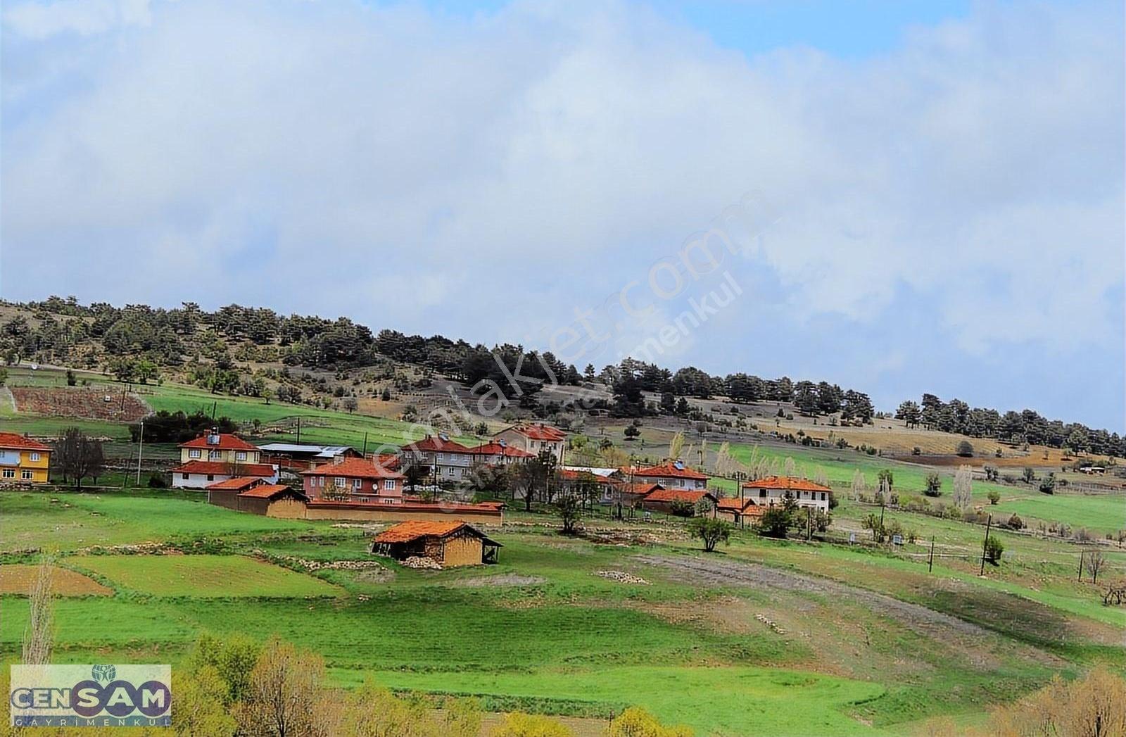 Kütahya Emet'de 4.661 M2 Resmi Yola Cepheli Dümdüz Fırsat Arazi - Görsel 5