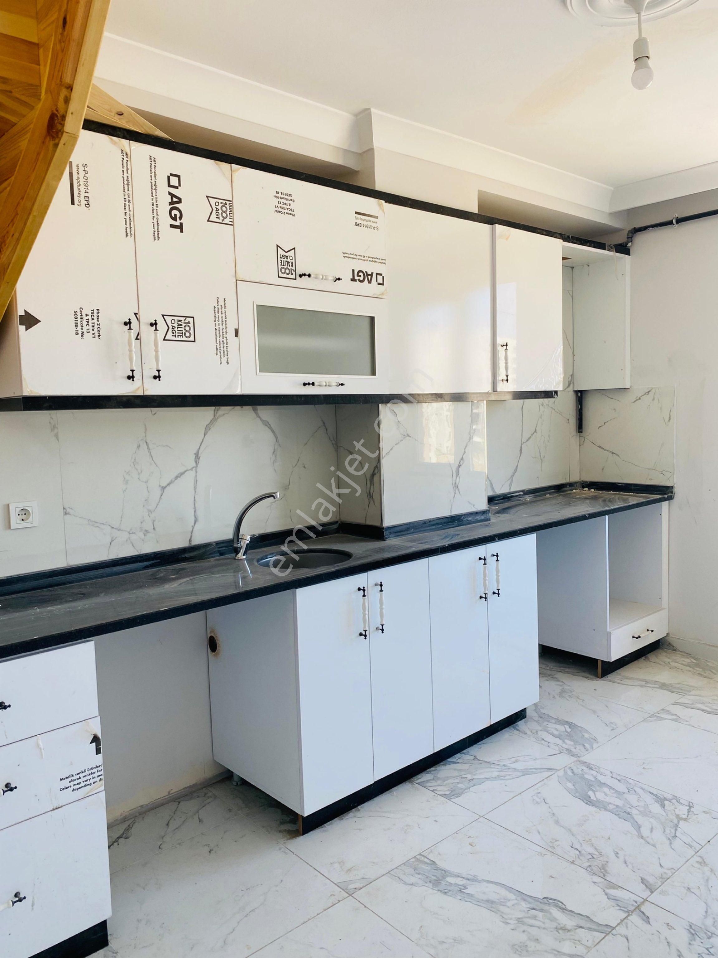 Mimarsinan Mahallesinde Satılık 5+1 Dublex Daire - Görsel 10