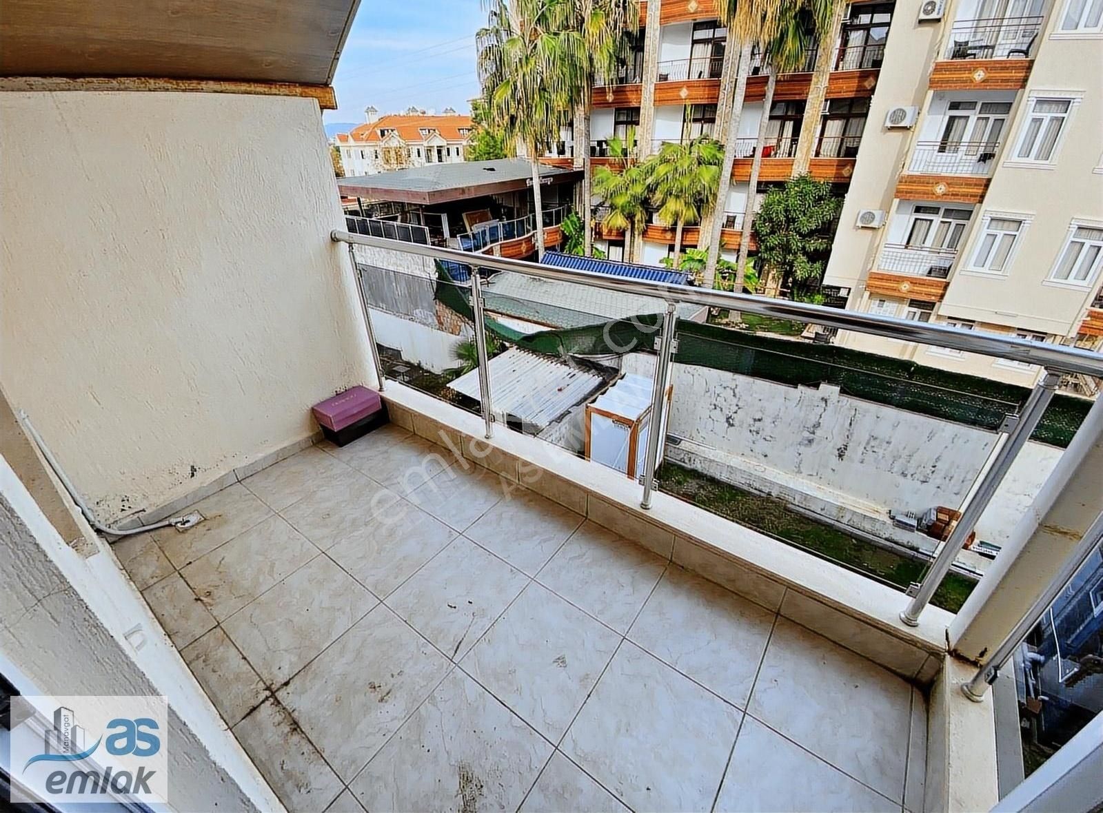Side Kumköy Yolunda Cadde Üzeri 1+1 Yıllık Kiralık Daire - Görsel 3
