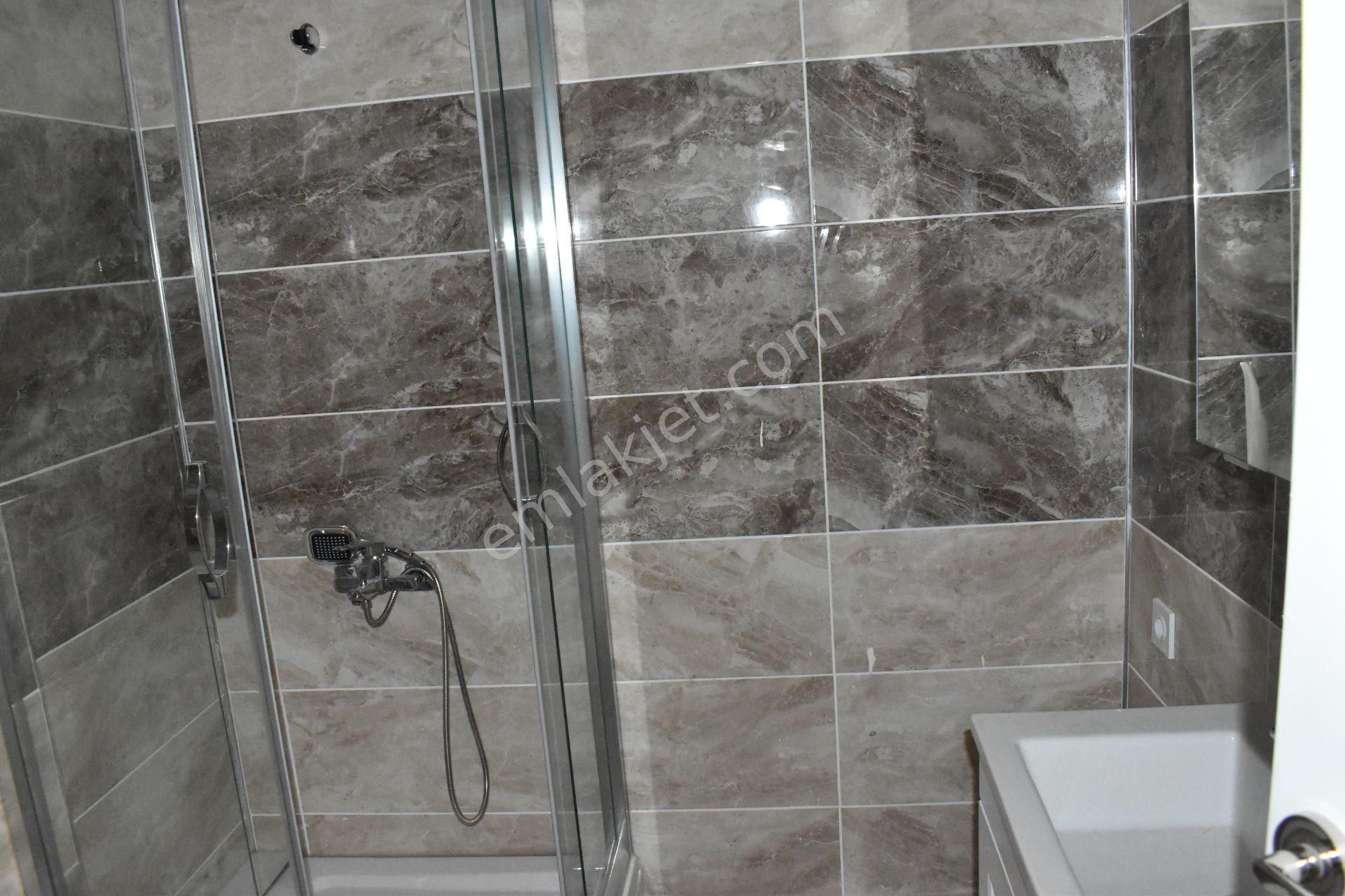 Büyükçekmece Atatürk Mah De Ful Manzaralı Lüx Sitede 4+1 Dubleks - Görsel 23