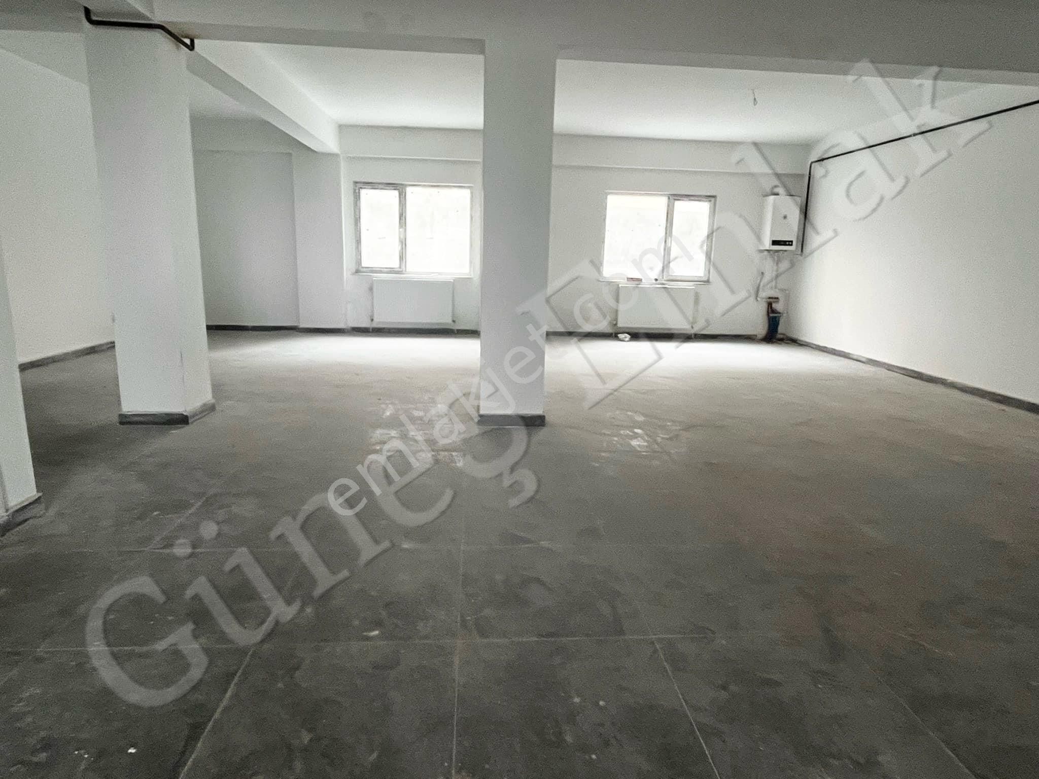 Bandırma 17 Eylül Kiralık Dükkan & Mağaza  GÜNEŞ EMLAKTAN...240 m²...ATATÜRK CD. YANINDA...WC'Lİ....D.GAZLI