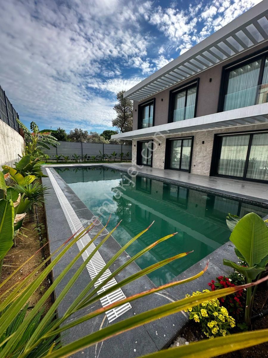 Boyalık Denizine Yürüyüş Mesafesinde Sıfır Villalar Rezerve'den - Görsel 17