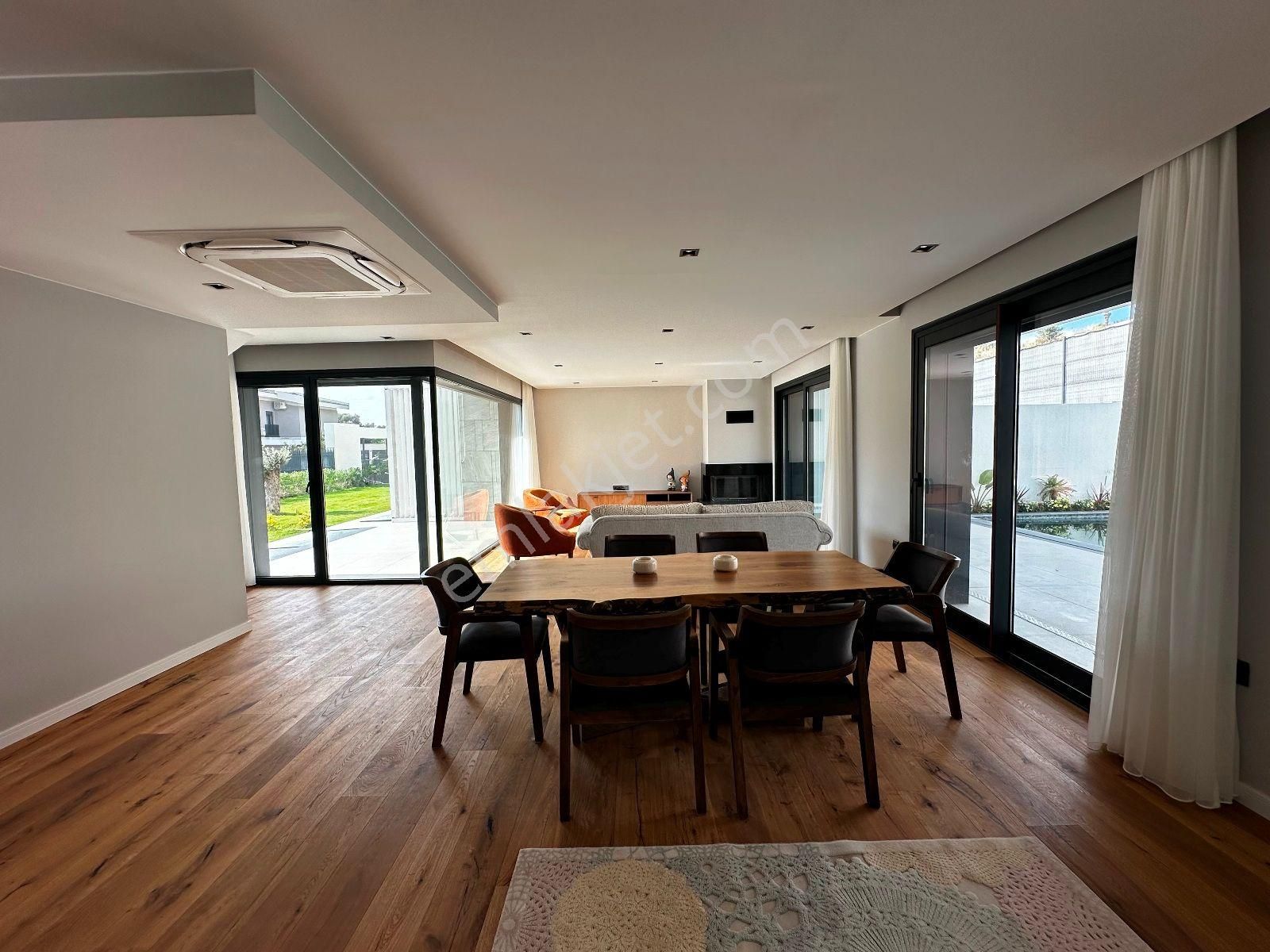 Boyalık Denizine Yürüyüş Mesafesinde Sıfır Villalar Rezerve'den - Görsel 5