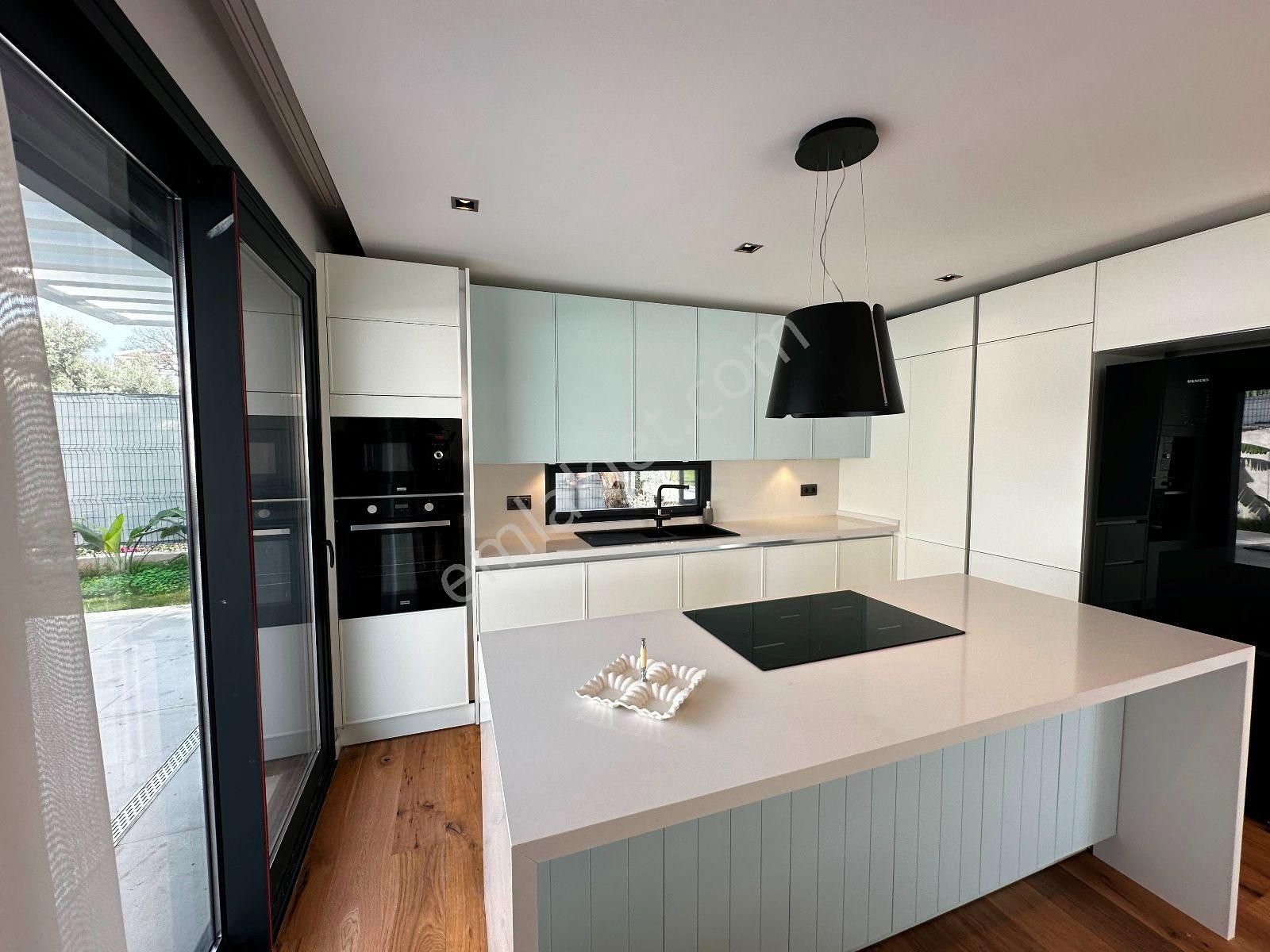 Boyalık Denizine Yürüyüş Mesafesinde Sıfır Villalar Rezerve'den - Görsel 8