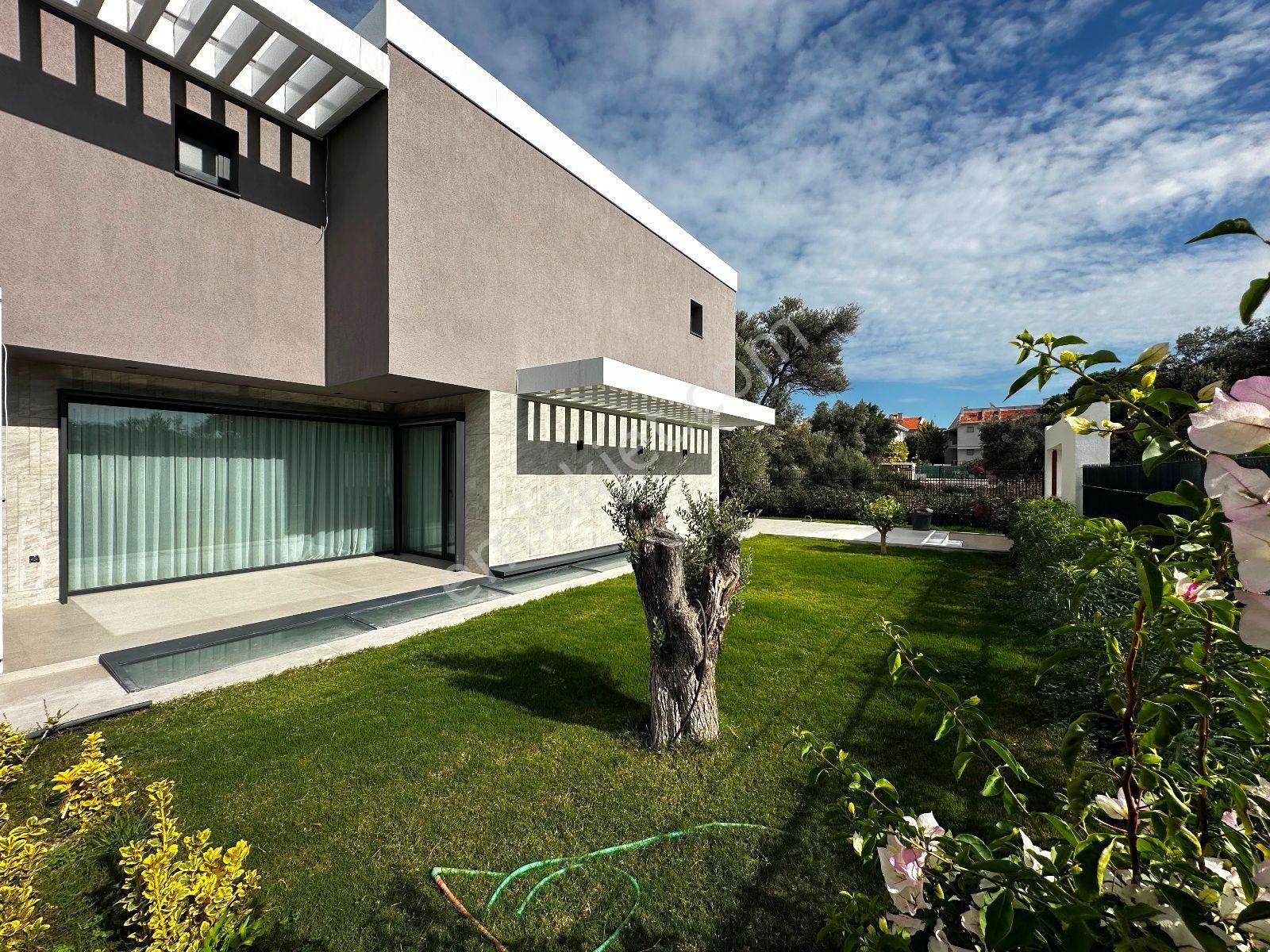 Boyalık Denizine Yürüyüş Mesafesinde Sıfır Villalar Rezerve'den - Görsel 16