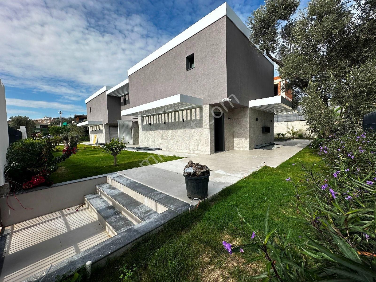 Boyalık Denizine Yürüyüş Mesafesinde Sıfır Villalar Rezerve'den - Görsel 15