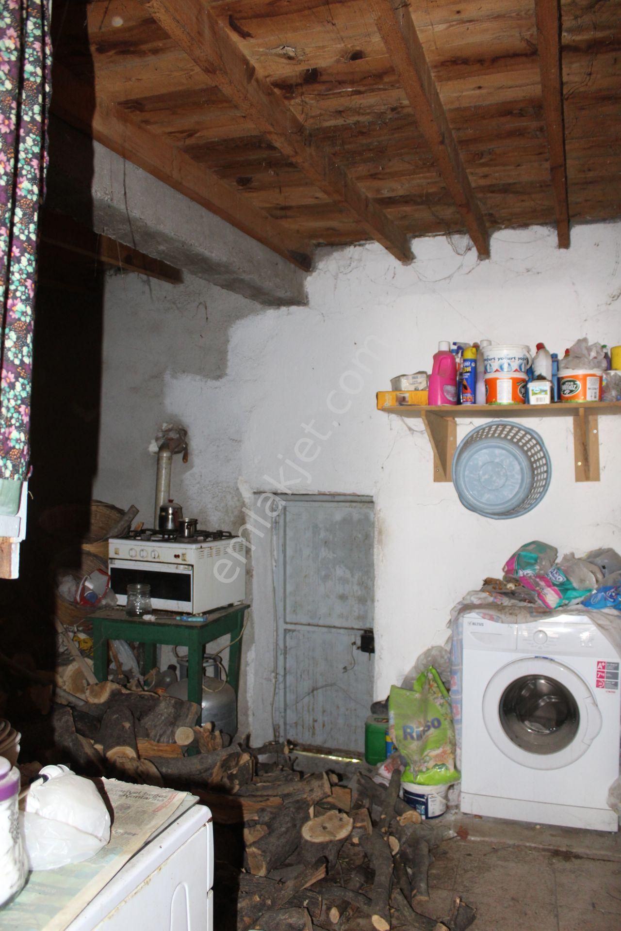 Ayvada'dan Fethiye'de 3 Katlı Taş Rum Evi - Görsel 6