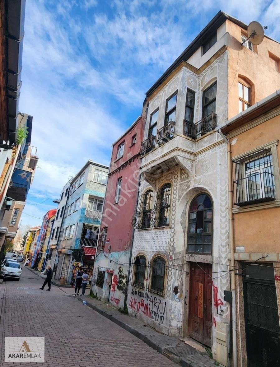 Balat Merkezde Mozaik Cepheli, Büyük Cumbalı Ev - Görsel 8