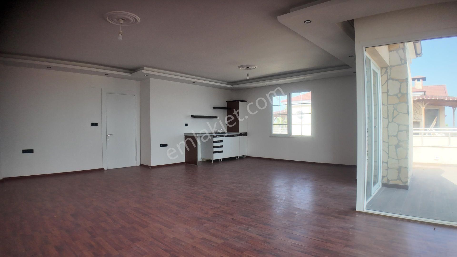 Kızkalesi'nde 5+2 Full Deniz Manzaralı Satılık Triplex Villa - Görsel 24