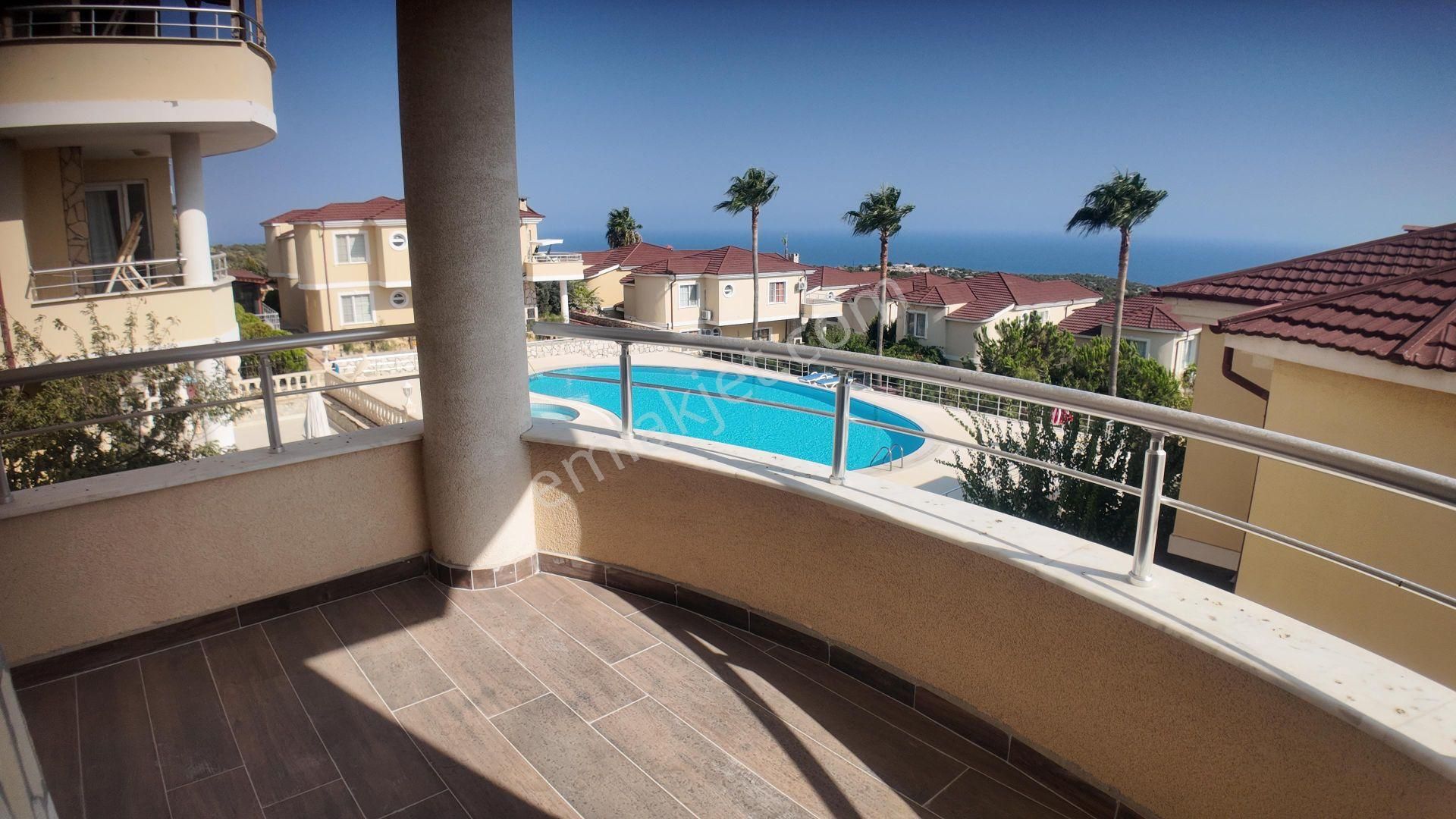 Kızkalesi'nde 5+2 Full Deniz Manzaralı Satılık Triplex Villa - Görsel 14