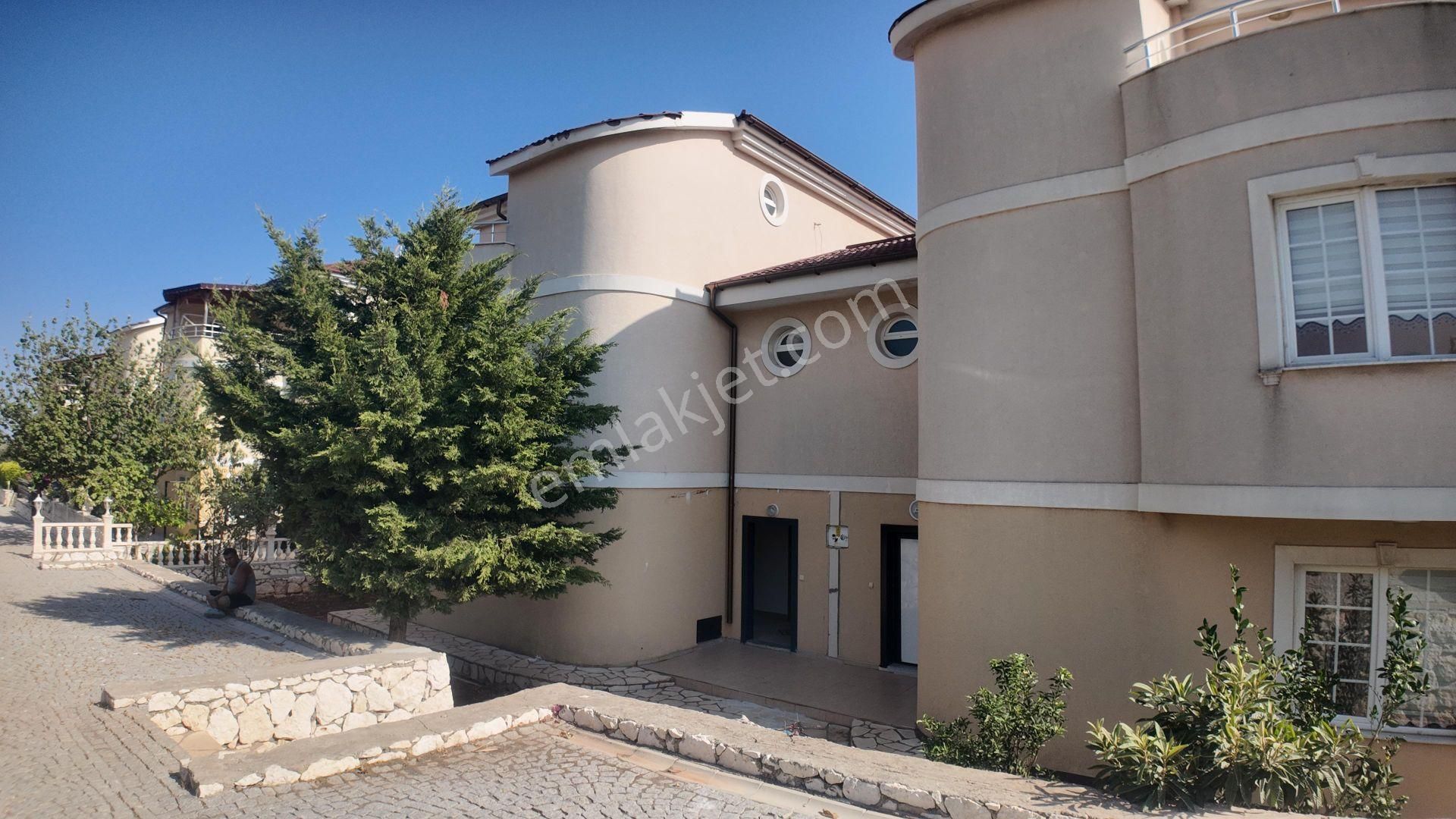 Kızkalesi'nde 5+2 Full Deniz Manzaralı Satılık Triplex Villa - Görsel 16