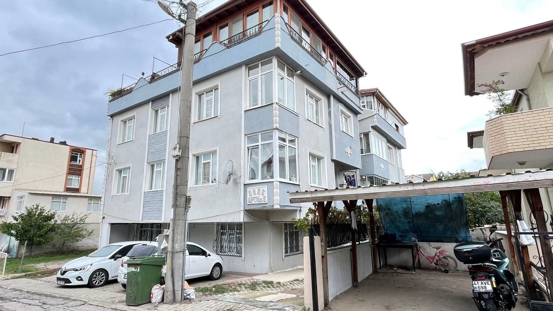 Körfez Hacı Osman Satılık Daire KÖRFEZ H.OSMAN MAH.SATILIK 3+1 ARA KAT DAİRE 115m2