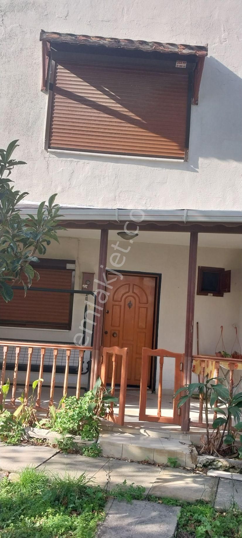 Foça Cumhuriyet Satılık Villa  ROSE EMLAK'TAN SATILIK TERASLI DUBLEX VİLLA