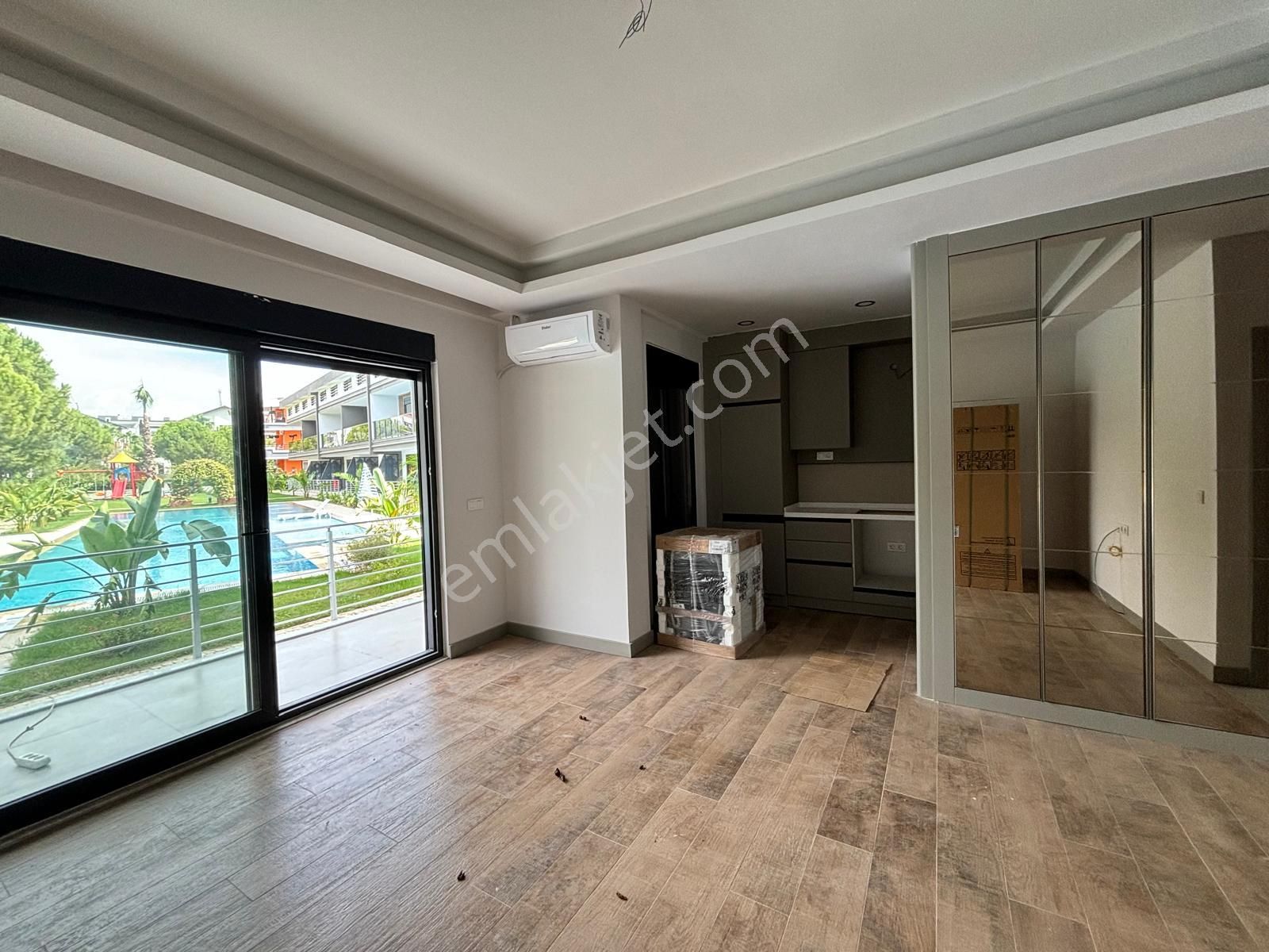 Side Merkezde Denize Yakın Site İçinde Satılık Lüx 1+1 Daire!!!! - Görsel 10