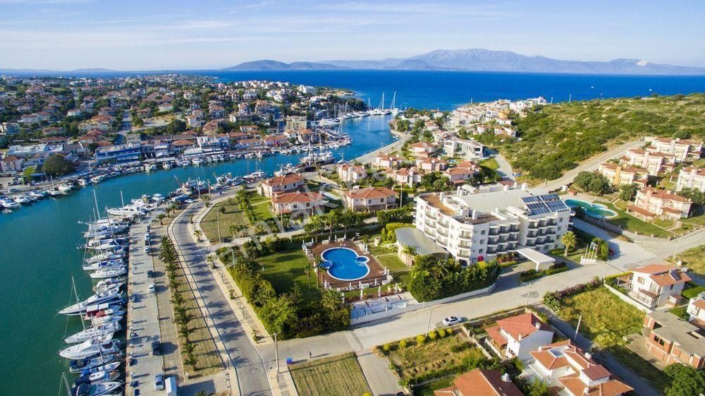 Çeşme Dalyan Satılık Konut+Ticaret Alanı Alaçatı Gayrimenkulden Dalyan Merkeze Yakın Satılık Arsa..