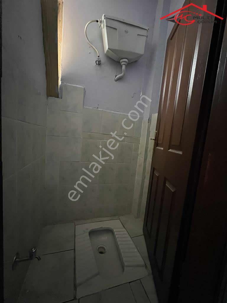 Yenibosna Yıldırım Beyazıt Caddesi İş Hanında Kiralık İşyeri Ofis Büro Yangın Merdivenli Asansörlü - Görsel 12