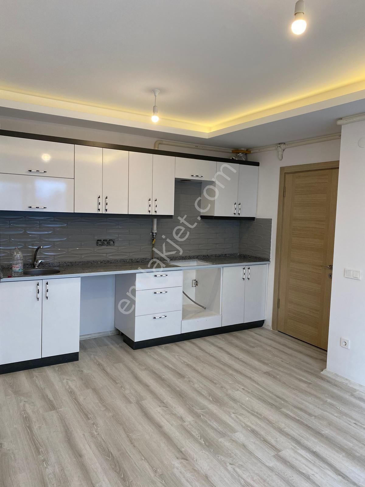 Söke Yenikent Satılık Daire SÖKE YENİKENT MAH 2+1 ACİİİL SATILIK DAİRE 