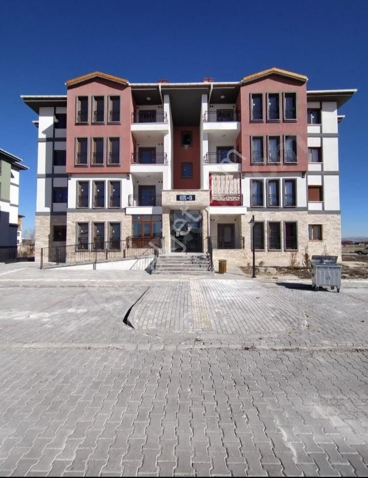 Karaman Merkez Akçaşehir Bld. (Atatürk) Satılık Daire KARAMAN AKÇAŞEHİR TOKİ EVLERİNDE 