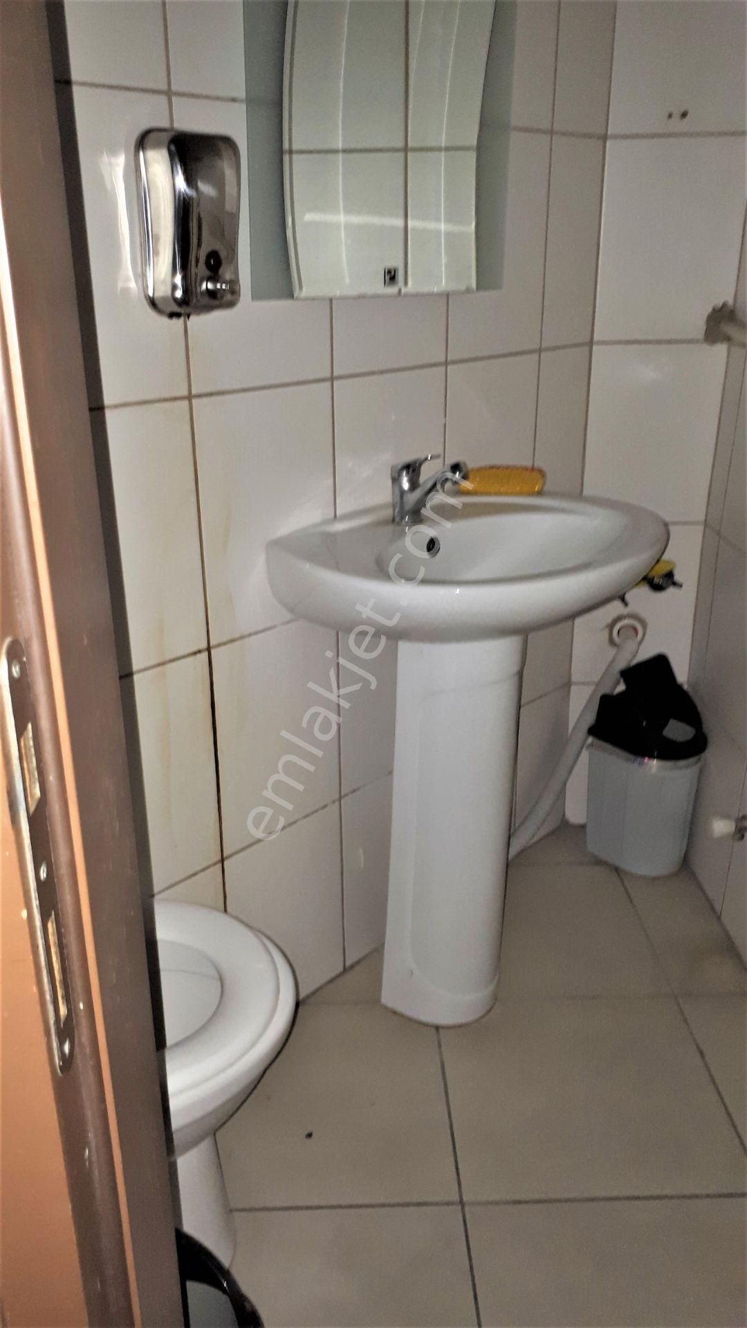 Karanfil Sokakta 2+1 Kombili Asansörlü Eşyalı Kiralık Ofis - Görsel 20