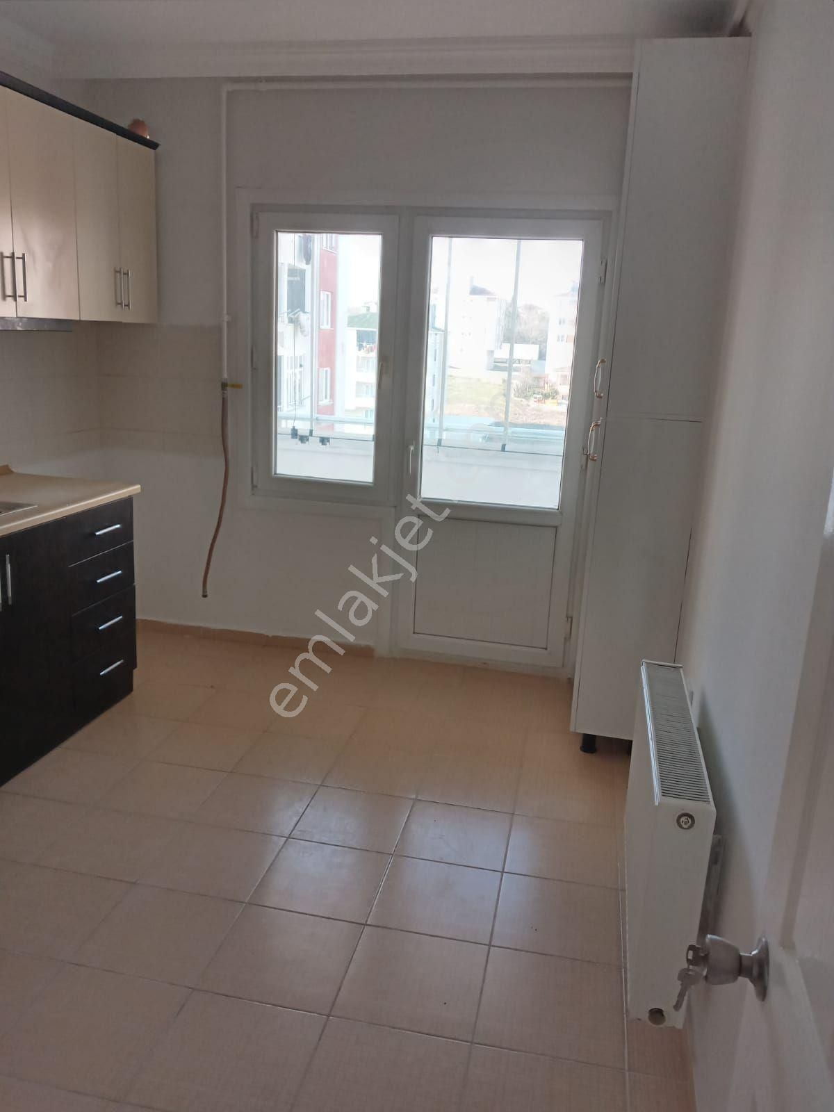 Ergene Sağlık Satılık Daire  ERGENE SAĞLIK MAH SATILIK MARMARA STESİNDE ARAKAT DAİRE2+1