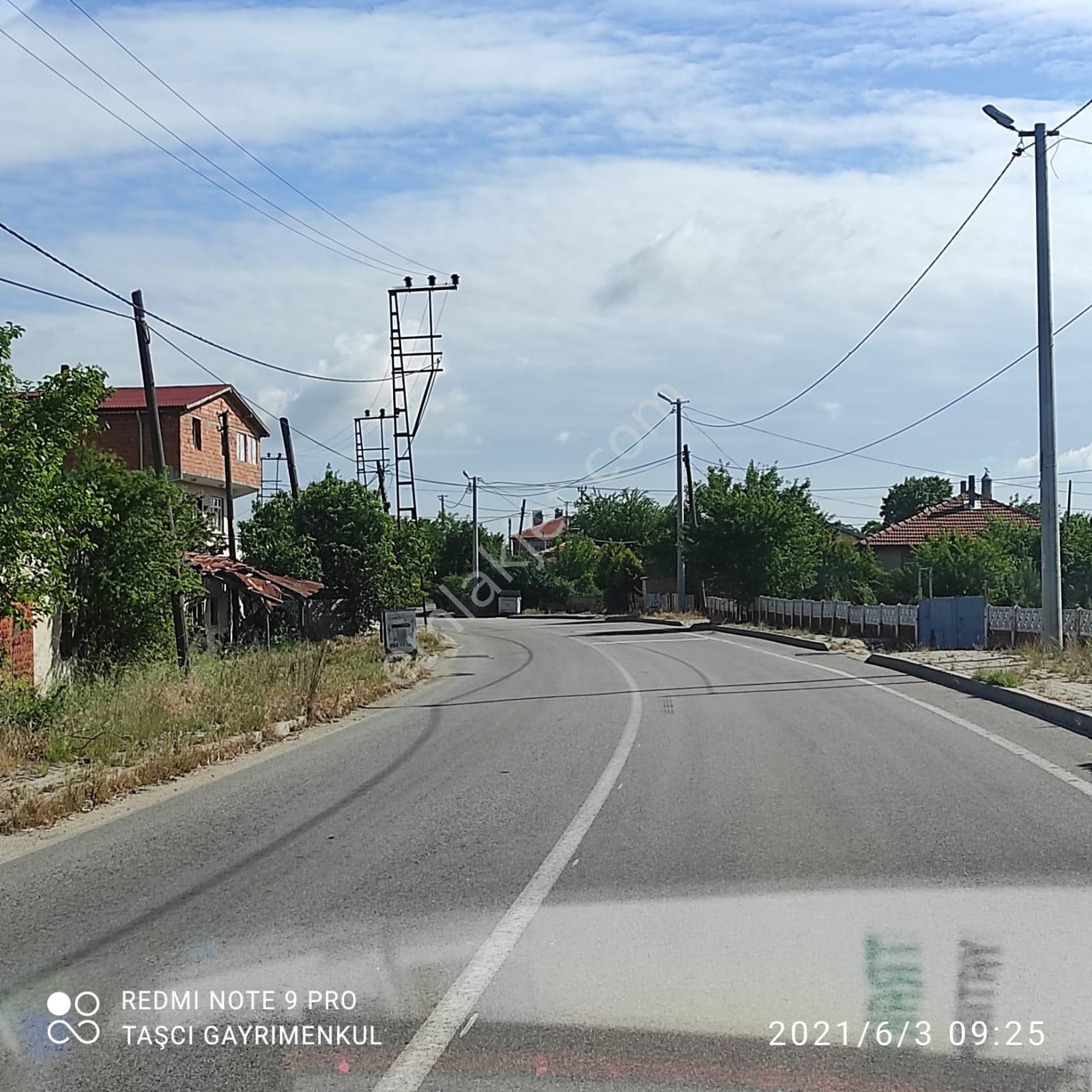 Kadıköy Köye 1 Km Mesafede Satılık 462 M2 Bağ Yeri