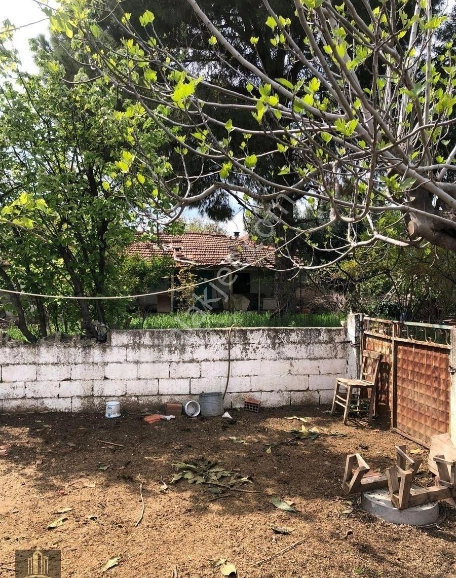 Torbalı Pamukyazı'da Arsa Niteliğinde Köy İçi 600 M2 Satılık Köy Evi - Görsel 10