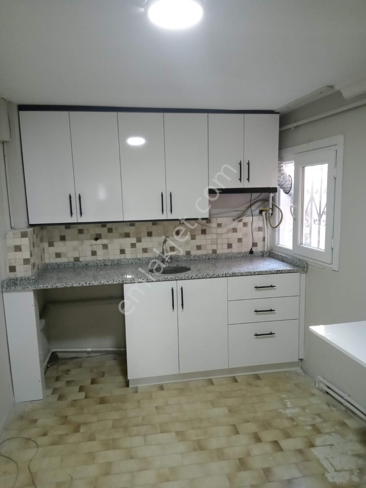 Fatih Ayvansaray Satılık Daire  HALİL EMLAKTAN AYVANSARAY'DA   2+1 SATILIK DAİRE  