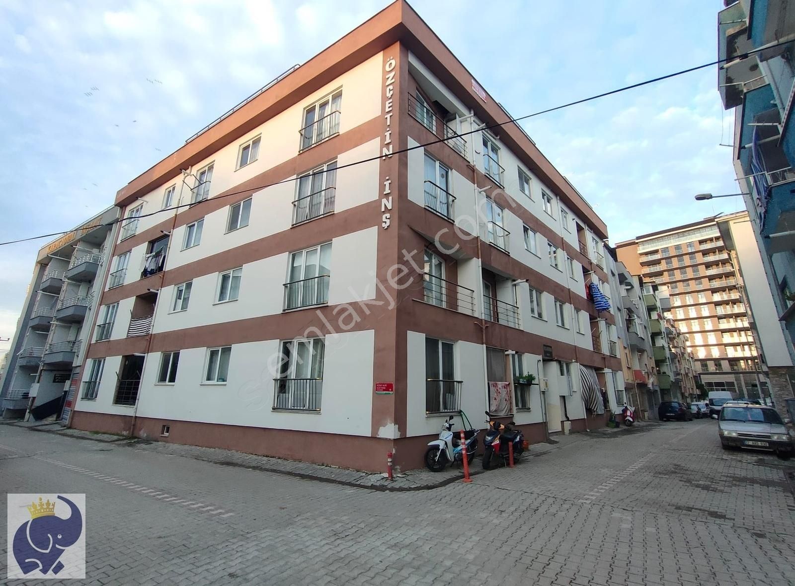 Lapseki Cumhuriyet Satılık Daire ÇANAKKALE LAPSEKİ MERKEZDE SATILIK 2+1 DAİRE