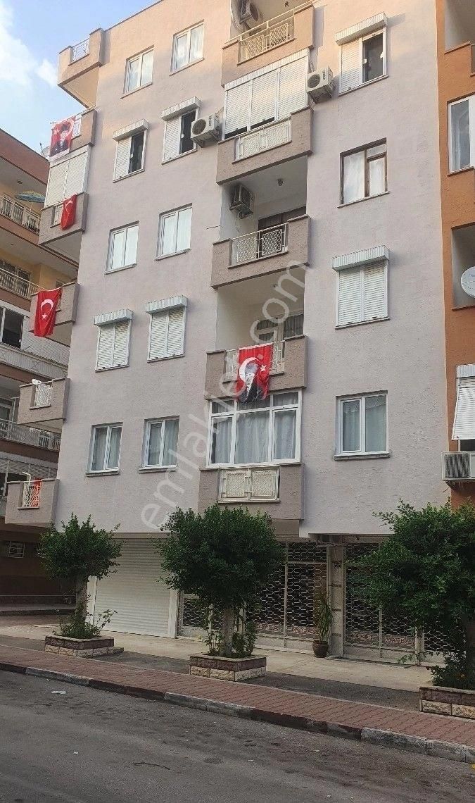 Muratpaşa Varlık Satılık Daire Varlık Mah.2+1 90 m2 Arakat Satılık Daire