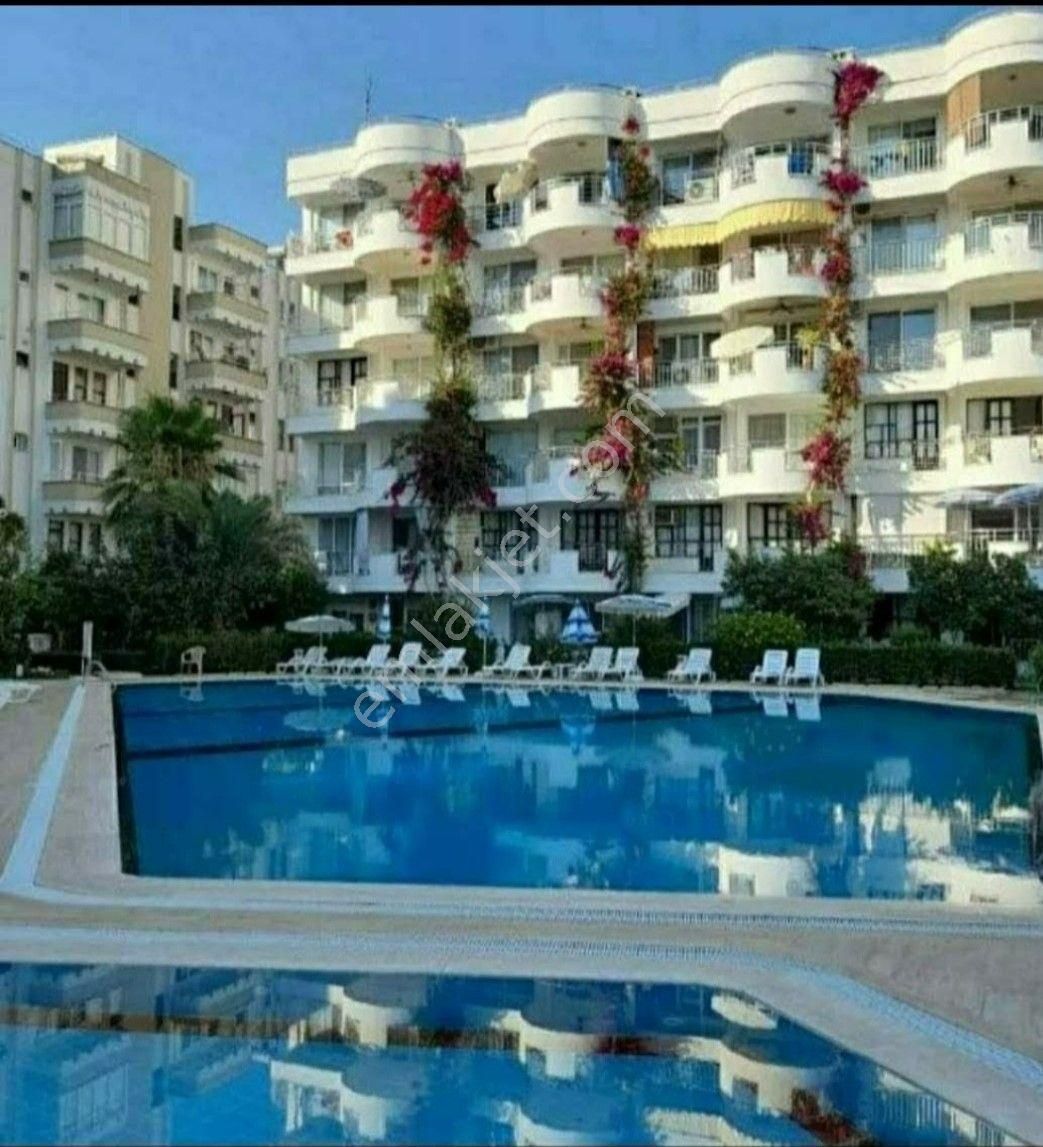 Alanya Mahmutlar Satılık Daire Mahmutlarda Denize Sıfır Satılık 2+1 Daire 