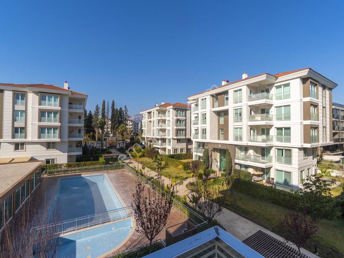 Konyaaltı Uncalı Satılık Daire Antalya Konyaaltı Uncalı Konaklar Mevki Havuzlu Kapalı Otoparklı 4,5+1 Satılık Arakat Daire