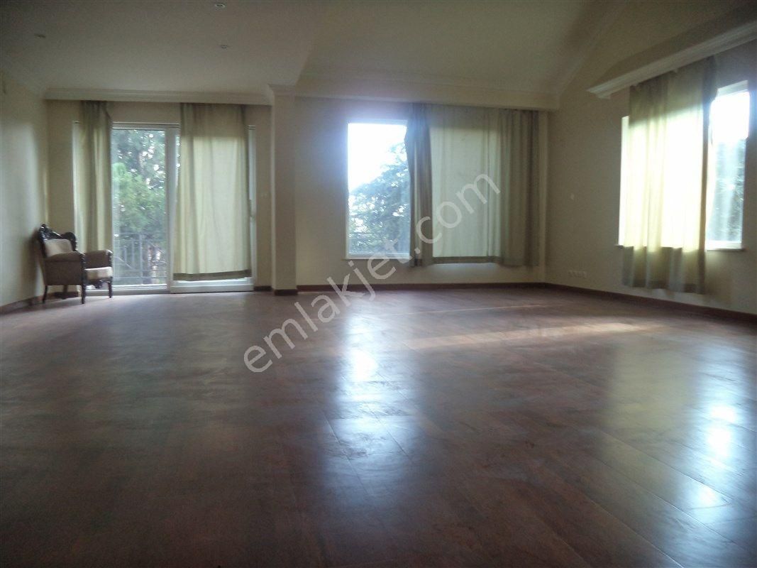 Mudanya Bademli'de Satılık 8+2 Merkezde Bakımlı Villa - Görsel 11