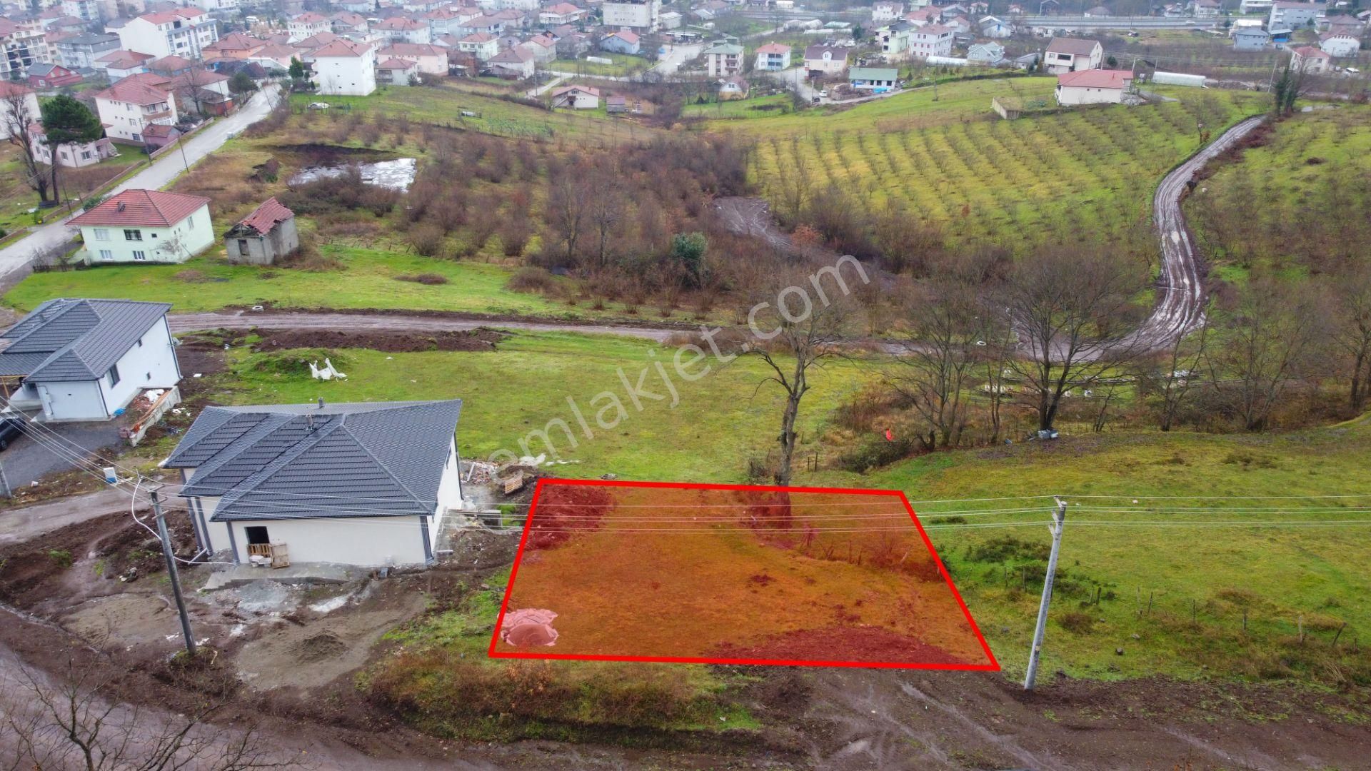 Gümüşova Yeni Satılık Konut İmarlı  GÜMÜŞOVA YENİ MH.DE 503 M2 3 KAT İZİNLİ SATILIK ARSA