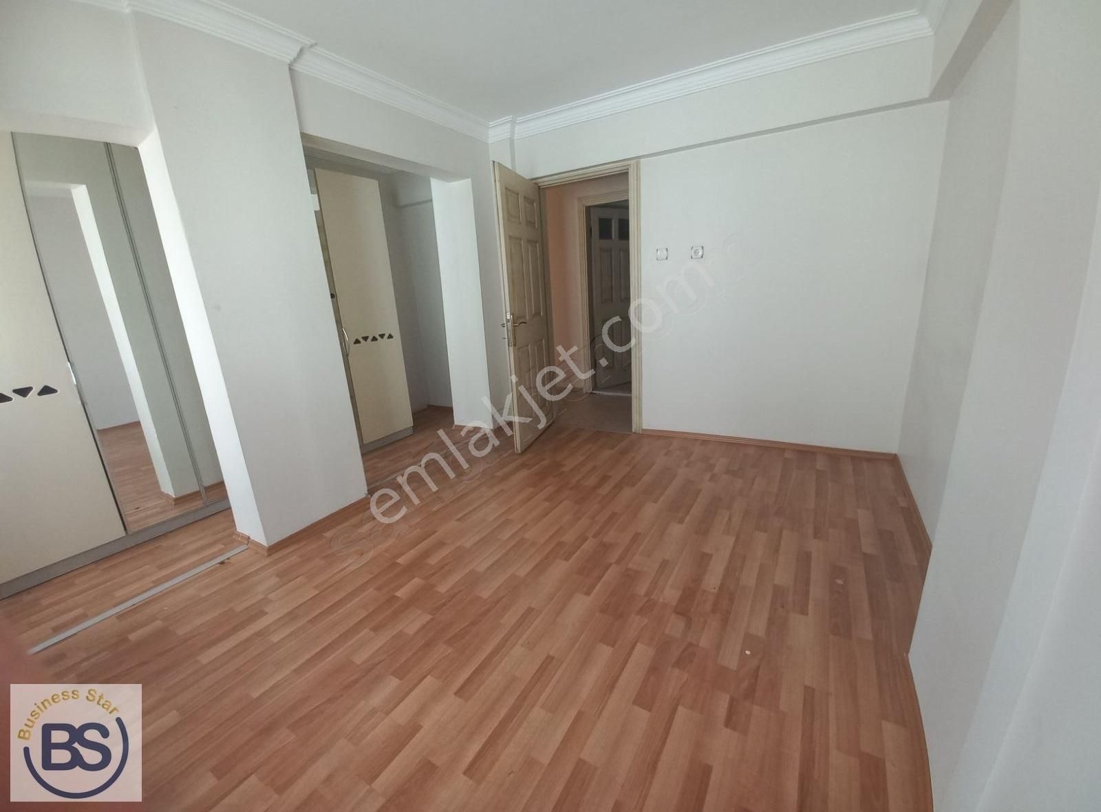 Karabağlar Esenyalı Satılık Daire ESENYALI'DA 3+1 SATILIK DAİRE