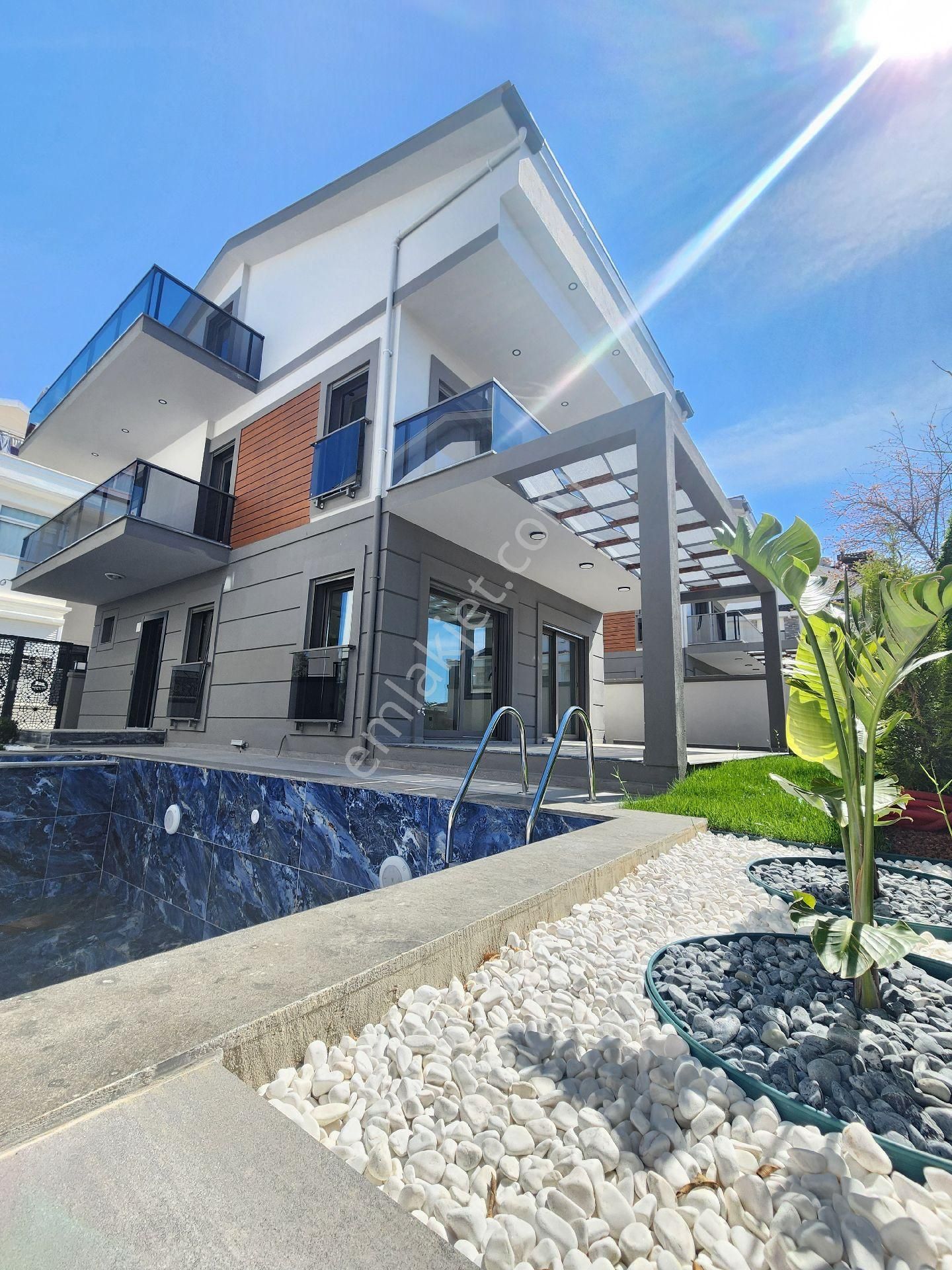 Fethiye Akarca’da Satılık Sahile Yakın Tam Müstakil Villa - Görsel 4